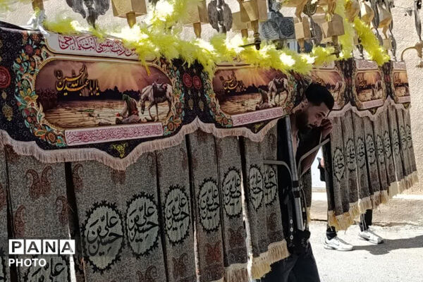 شور حسینی در سوگ روز دهم