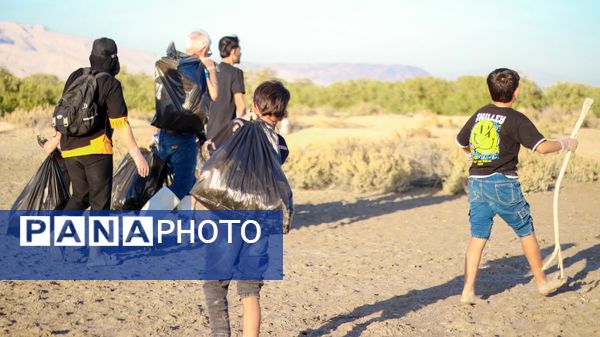 پاکسازی و کاشت نهال حرا در تالاب بندرخمیر