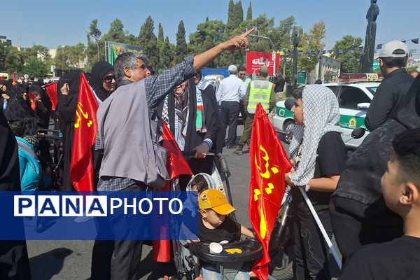 مراسم راهپیمایی جاماندگان اربعین حسینی در شیراز