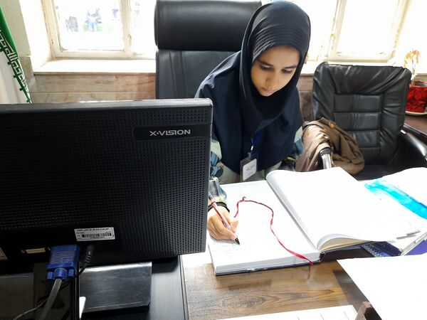 اجرای طرح مدام در دبیرستان دخترانه ریحانه