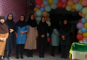 شکوفایی غنچه‌های مهر،خزان را به دست فراموشی می‌سپارد