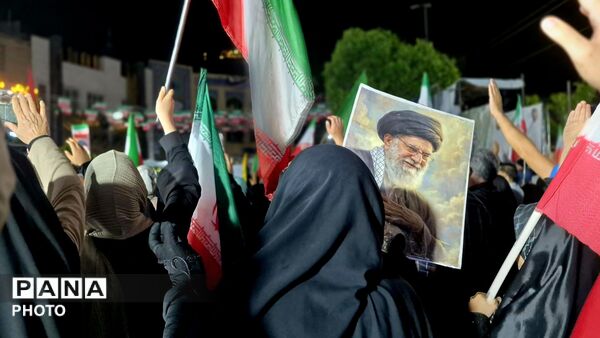 پنجاه و هشتمین شب لبیک فردیس‌ها به ندای رهبر