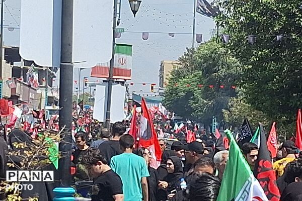 جاماندگان اربعین حسینی در مسیر قبله تهران