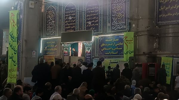 نماز عبادی سیاسی جمعه در هفته بسیج مستضعفین در نیشابور 