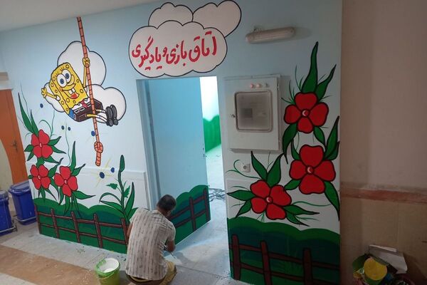 زیباسازی مدارس ملارد به منظور استقبال از دانش‌آموزان با محیطی شاد و تجهیزات نو 