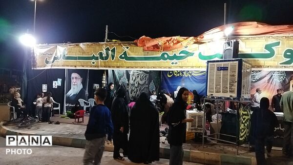 موکب خیمه العباس میزبان زائران و مسافران تشییع رهبر شهید در مشهد 