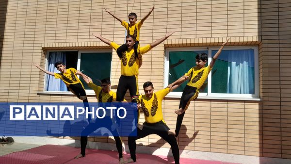 مراسم بازگشایی مدرسه پسرانه ادیب آموزش و پرورش ناحیه ۵ استان اصفهان 