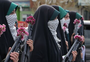 دختران امروز، حامیان فردای ایران