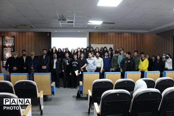 اختتامیه رویداد تولید محتوای دیجیتال با محوریت تقویت استعدادهای نوجوانان 