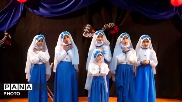 طنین شادی در بهار دل‌ها؛ جشن وحدت کودکان و نوجوانان خرم‌آبادی