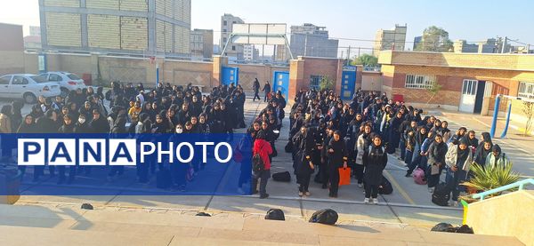 مراسم هفته بهداشت روان در دبیرستان فرزانگان استعداد درخشان ملارد