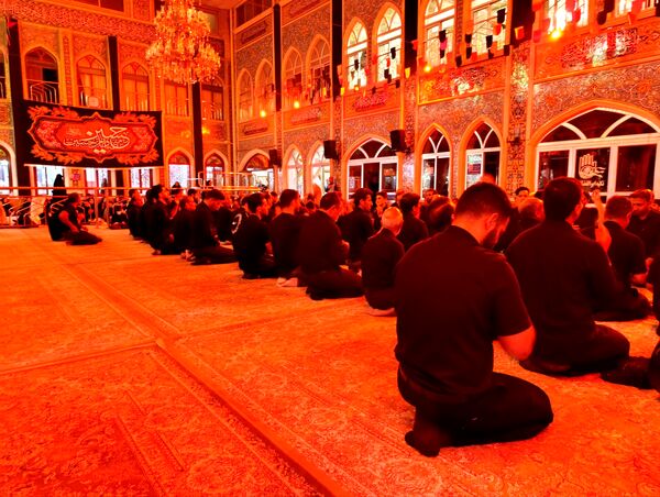 برگزاری مراسم عزاداری شب عاشورا در تکیه ابوالفضلی نیشابور 