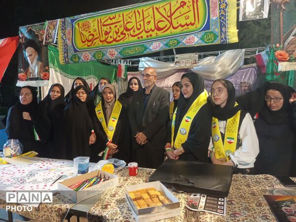 بازدید معاون تشکیلات سازمان دانش‌آموزی کشور از موکب «نوجوان مبارز» و «امام رضا (ع)»