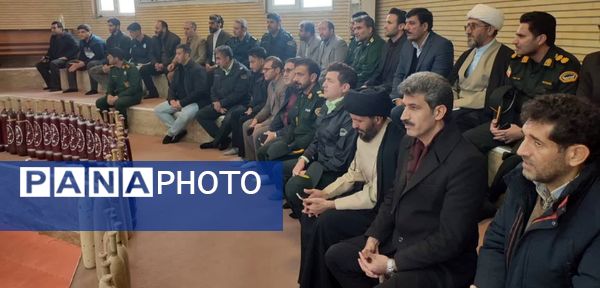 نواختن زنگ زورخانه ای و پهلوانی در شهرستان سلسله 