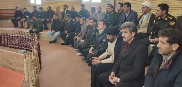 نواختن زنگ زورخانه ای و پهلوانی در شهرستان سلسله 