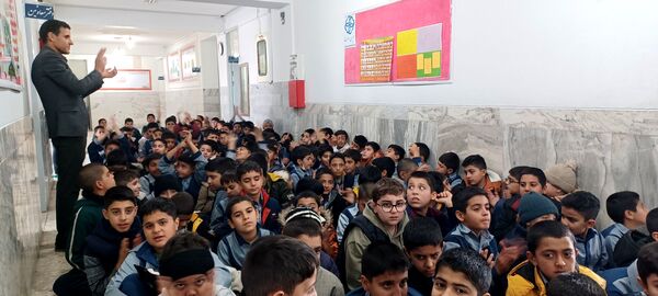 جشن یلدا و شور و نشاط در مدرسه فرهنگ شهیدان تهامی خلیل آباد