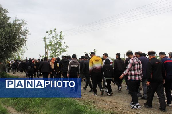 همایش پیاده‌روی خانوادگی در گلوگاه 