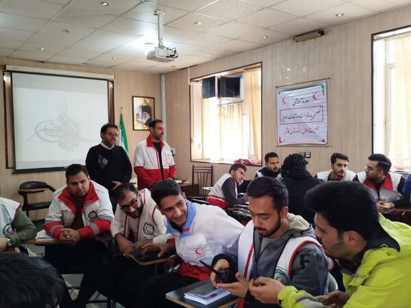 جوانان هلال احمر کاشمر برای حوادث آماده می شوند