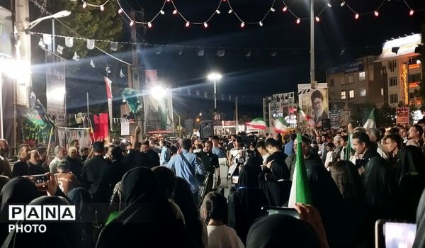 امیریه در هشتاد و هشتمین شبِ همدلی با نجوای امید و همبستگی در سکوتِ شهر غوغا کرد