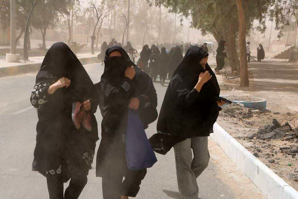 جاماندگانی که در غبار راه پیمودند