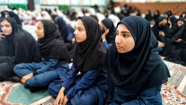 جشنِ روز دختر به مناسبت ولادت حضرت معصومه(س) در شهرستان مارگون