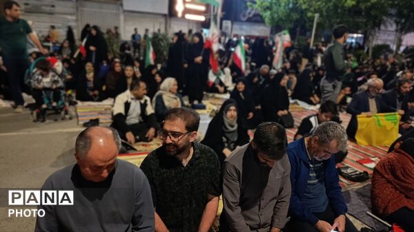 اقامه نماز استغاثه به امام عصر (عج)