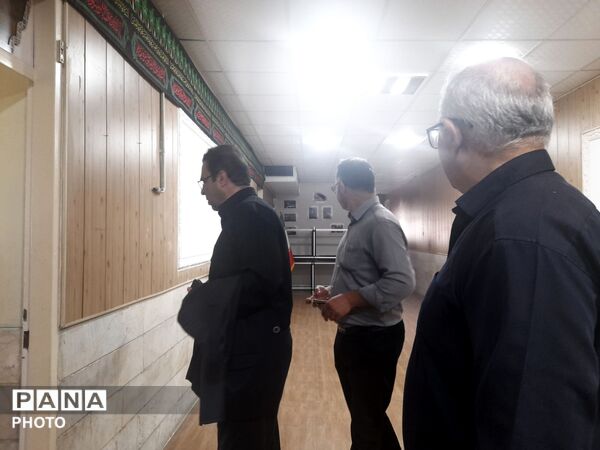 مدرسه شاهد شهیده ناهید فاتحی؛ میزبان زائران مراسم تشییع رهبر شهید