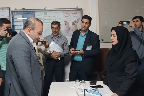بازدید استاندار کرمانشاه از چند شعبه اخذ رأی