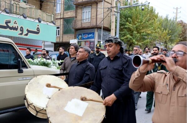 تشییع پیکر مطهر شهید گمنام در جوانرود