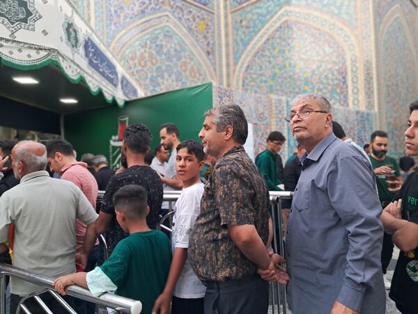کبوتر حرم مشهد مقدس
