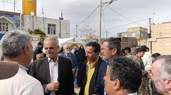 نماز عبادی سیاسی جمعه  شهر خور در روستای بوژمهران 
