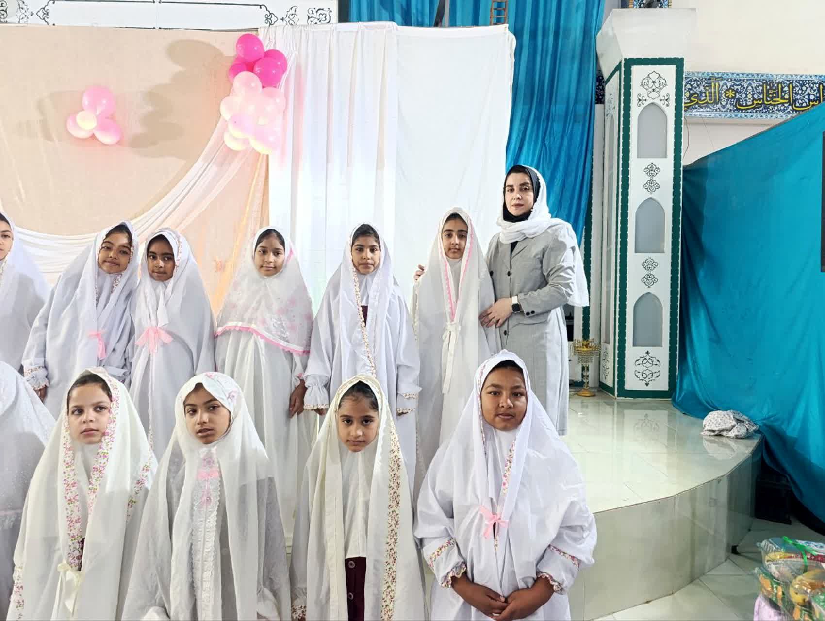 جشن تکلیف پایه سوم دبستان شهید ابراهیم تنیده در زیارت سید مظفر