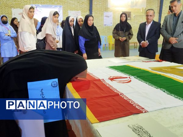 مسابقات داژبال مدارس متوسطه اول بندرلنگه