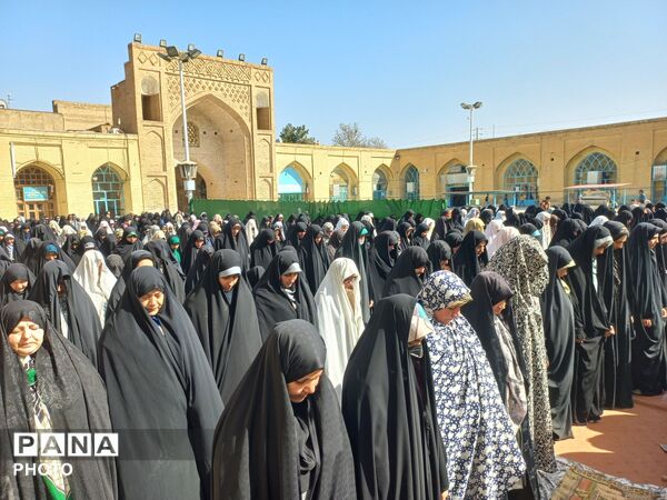 اولین نماز جمعه ماه مبارک رمضان در نیشابور 