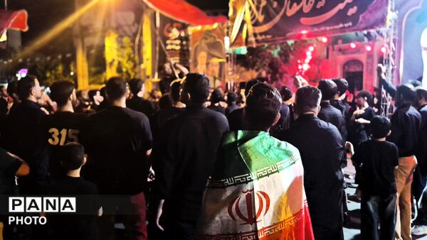 ندای لبیک از صحن دل‌ها تا میدان نبرد