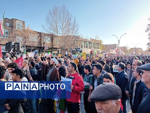 راهپیمایی میثاق با ولایت و محکوم نمودن اغتشاشات گروه های تروریستی در کاشمر