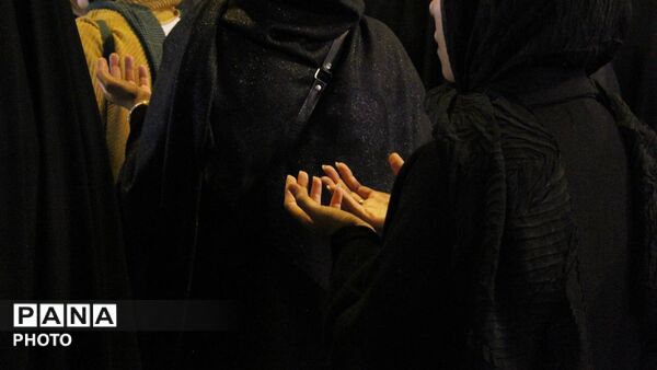 روایت شب دویست و یازدهم؛ از دیدار مسئولین با مردم تا رونمایی از نماد اقتدار