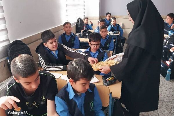 برپایی ایستگاه صلواتی در دبستان فرشچی اسلامشهر