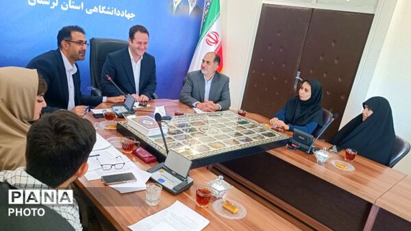 از ایثار تا افتخار نشست تخصصی نبض حماسه در شریان‌های سه نسل