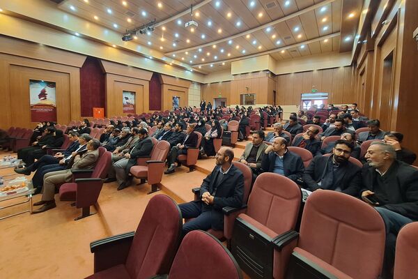 همایش فصلی مدیران مدارس شهرستان پردیس 