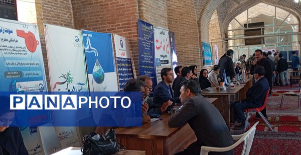 میز خدمت در نماز جمعه هفته چهارم آبان ماه در نیشابور