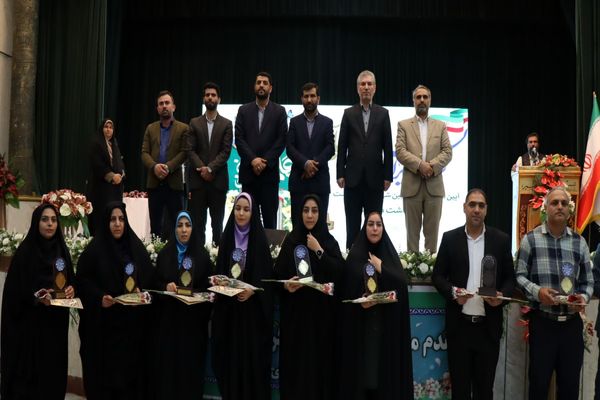 تجلیل از طلایه‌داران برتر تعلیم و تربیت ، آیین تقدیر از معلمین نمونه شهرستان پاکدشت 