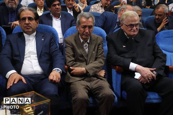 طنین دوباره شعر شهریار در تبریز؛ آئین بزرگداشت روز ملی شعر و ادب فارسی