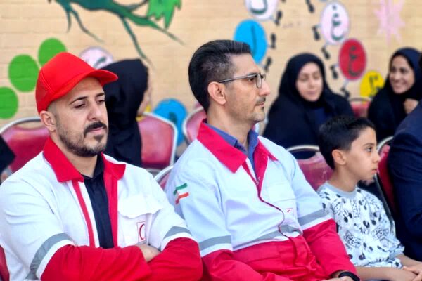 زنگ هفته سلامت روان در مدرسه کودک مسلمان قرچک به صدا در آمد