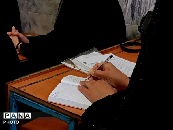 کلاس های آموزش خود امدادی و بهداشت دهان و دندان 
