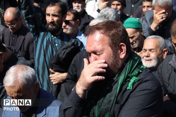 ما همه خونخواه پدر و گوش به فرمان پسر 