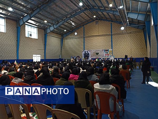 آیین نواختن زنگ انقلاب اسلامی در آموزشگاه رضوان آشخانه