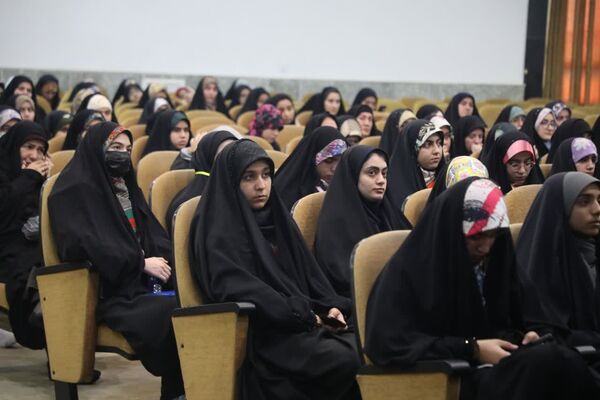 آیین اعزام عمره دانش‌آموزی کشور در قم