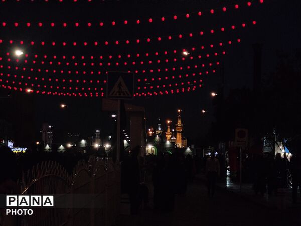 مشهد، روایت‌گر حماسه وفاداری؛ بدرقه باشکوه رهبر شهید ایران