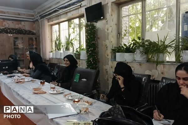 دبیرستان هدی؛ به‌سوی سفره‌ای سالم و زندگی شاداب‌تر